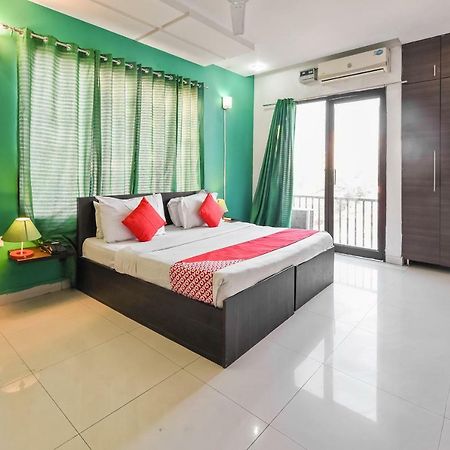 Hotel Oyo Flagship 387 Moulsari Avenue Gurgaon Exterior foto